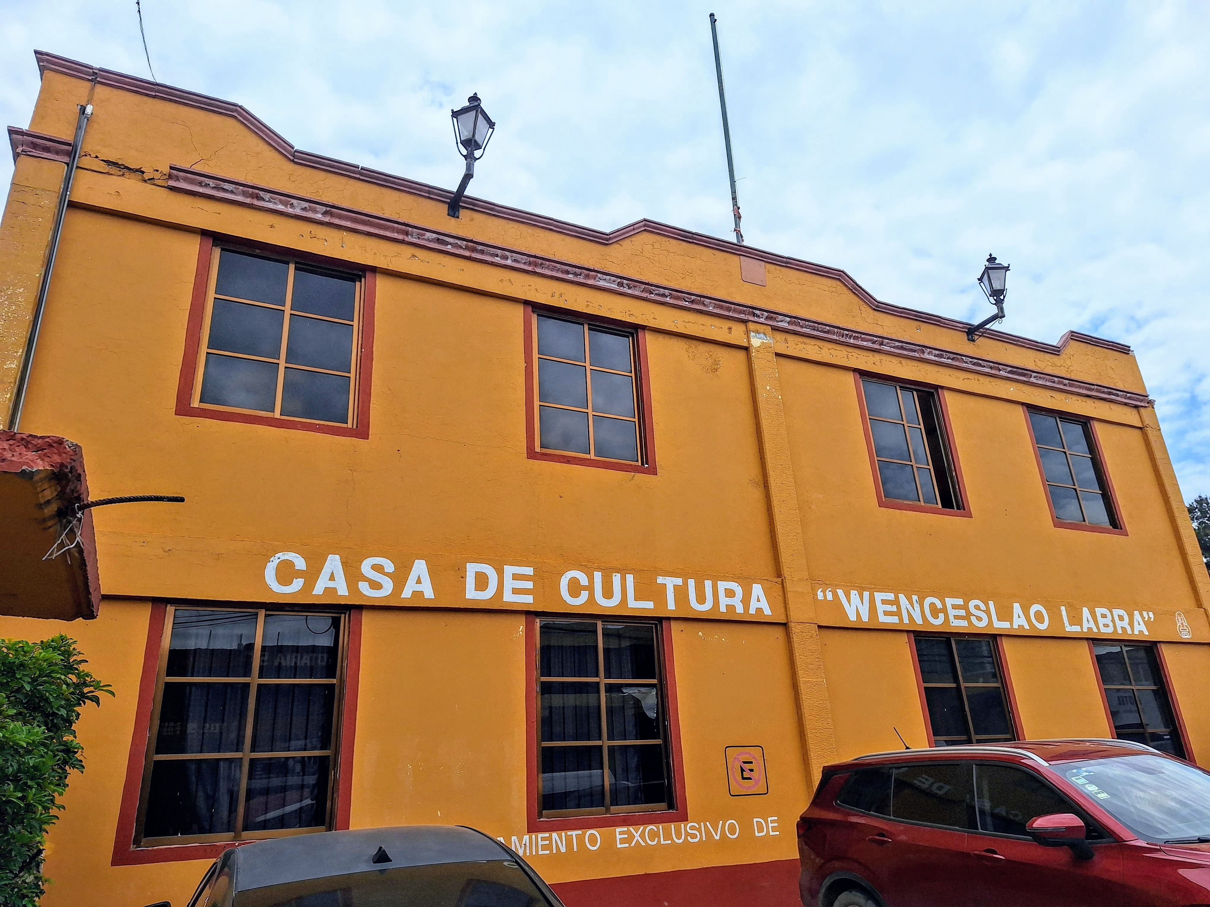 Exterior de la Casa de Cultura